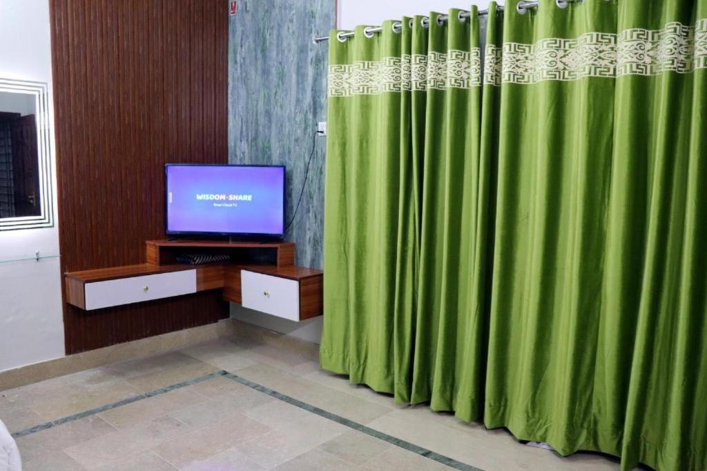 Thomas Guest House Islamabad Ngoại thất bức ảnh
